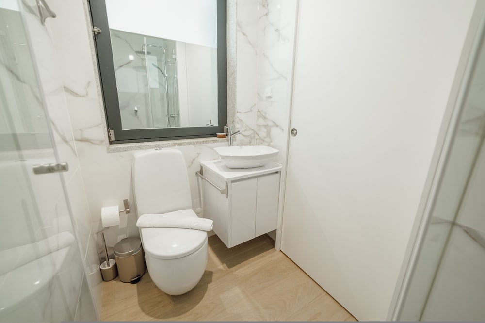 Carmo Residence Porto - S Luis by Vacationy