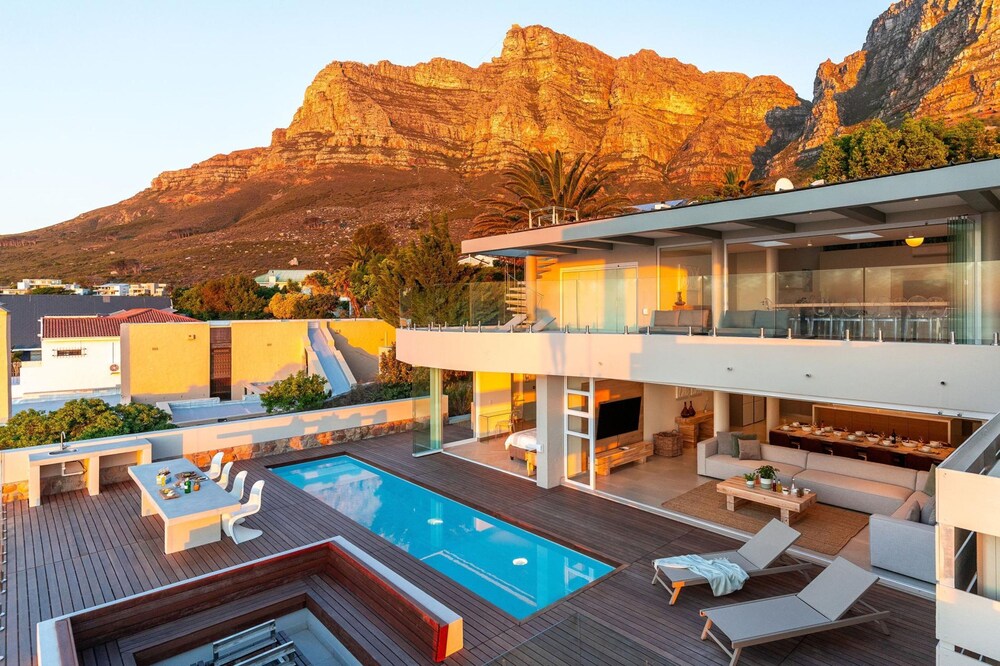 The Summit at Camps Bay - Luxury Villa Views view 4