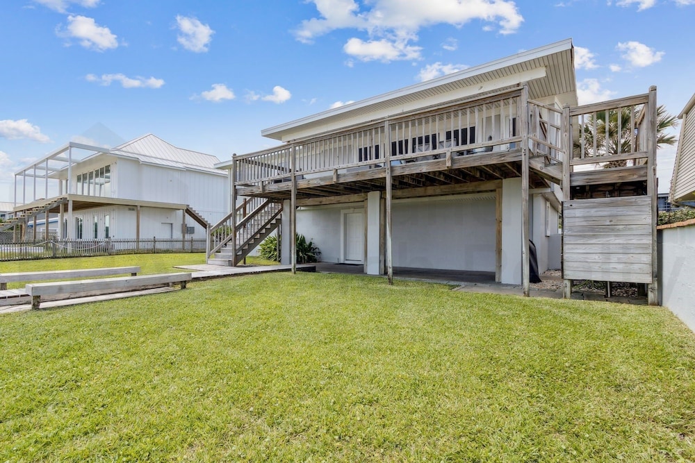 1408 S Fletcher Ave 4 Bedroom Home by RedAwning