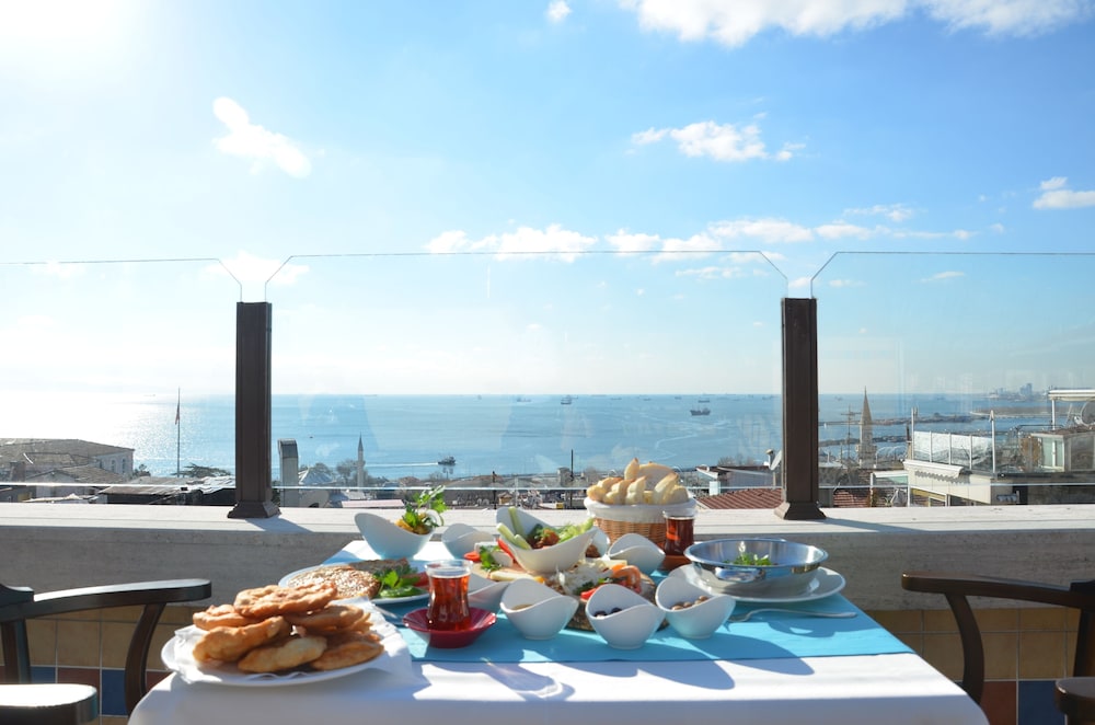 Fehmi Bey Otel - Image 11