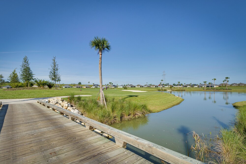 1 Mi to Golf: Home w/ Chic Patio in The Villages