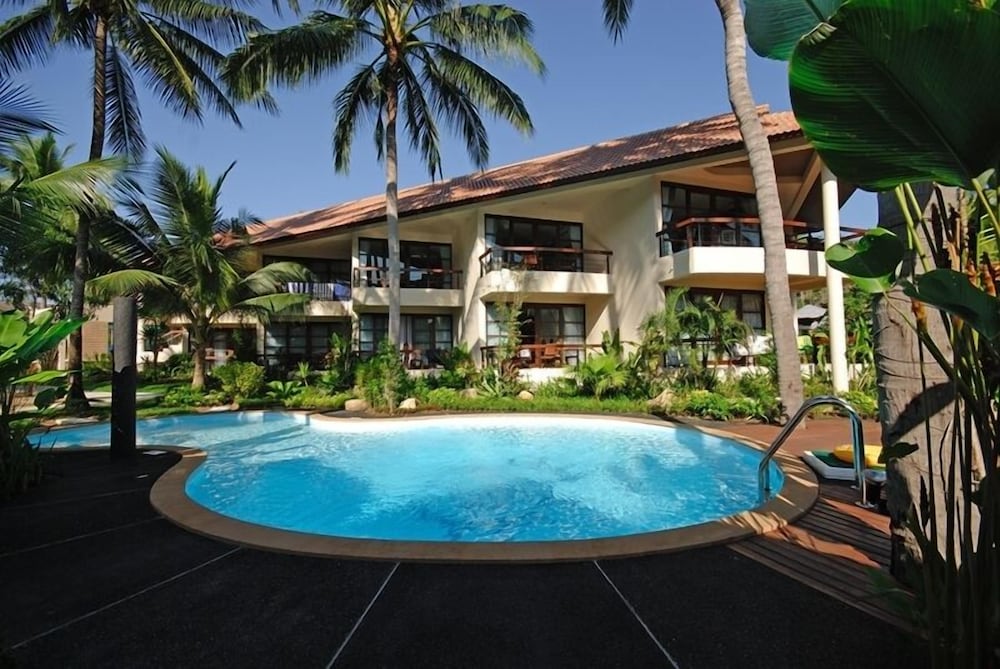 Thong Takian Resort