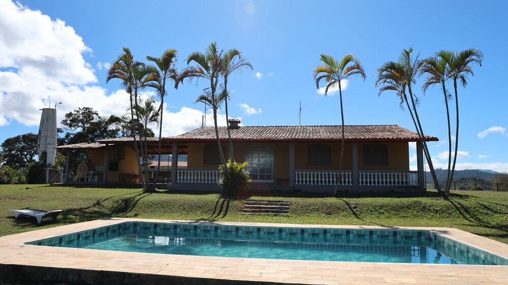Rancho Topo da Montanha - Nova União MG
