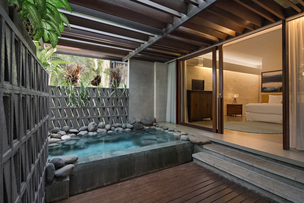 The Kemilau Hotel & Villa Canggu Bali 1