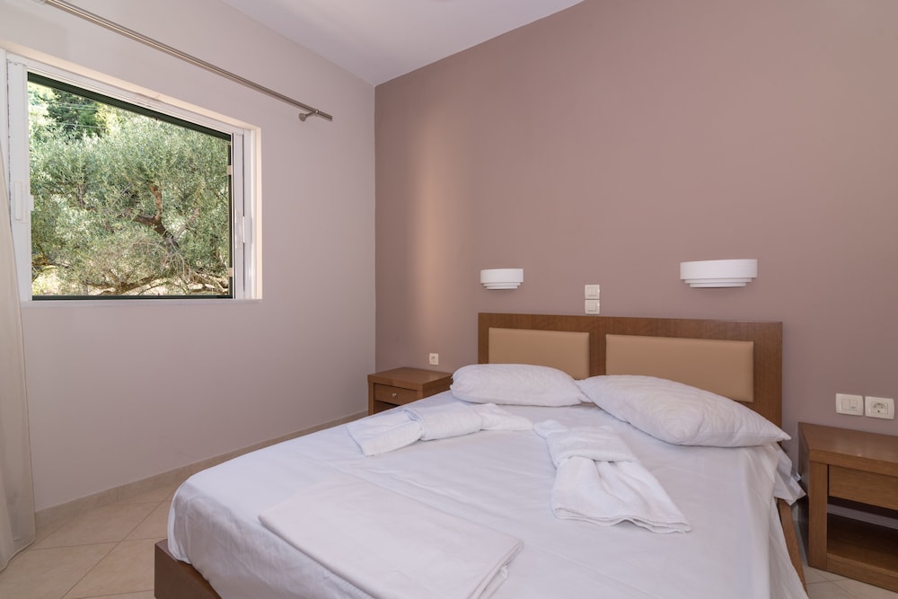 Allegro Studios & Apartments view 2