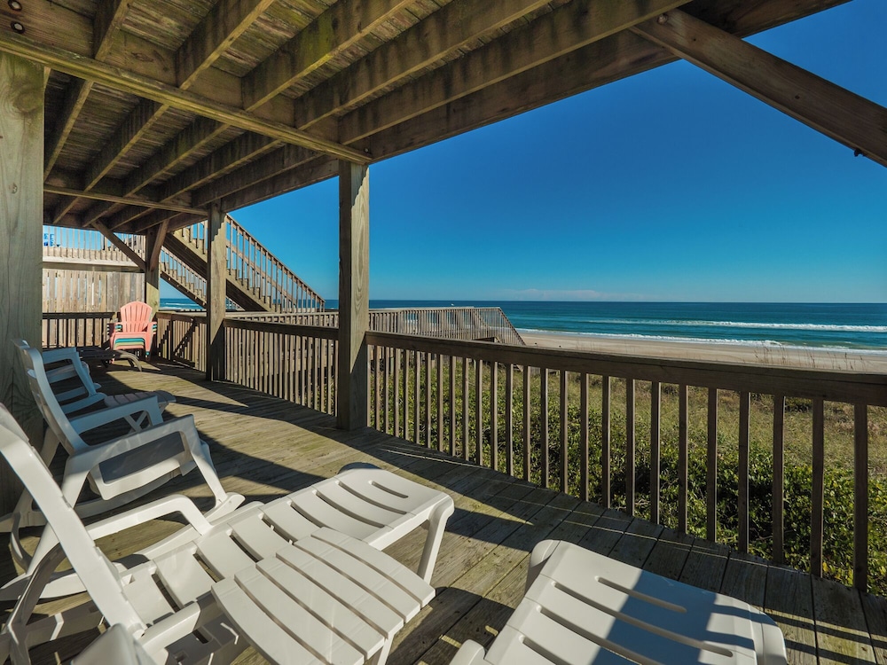 Twin Palms by Topsail Realty