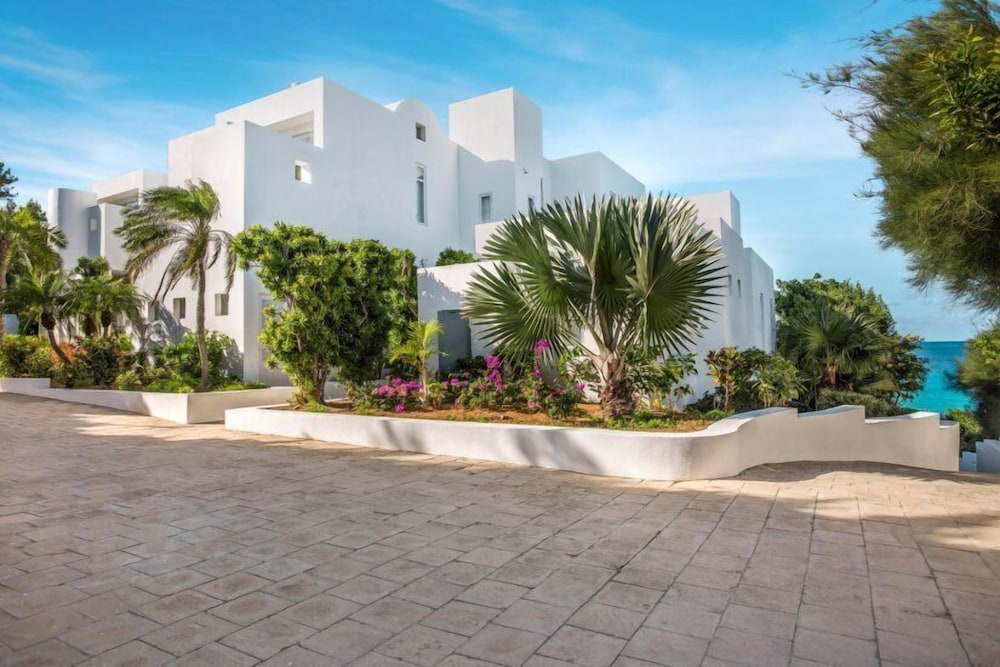 Long Bay Villas - Villa Sea - Image 1
