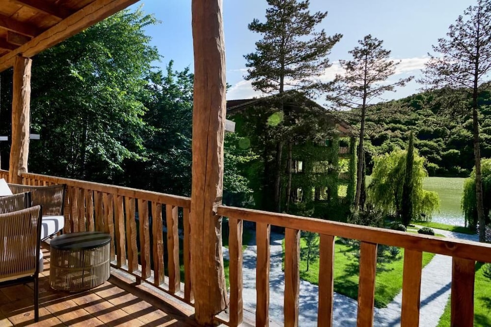 Lopota Lake Resort & Spa