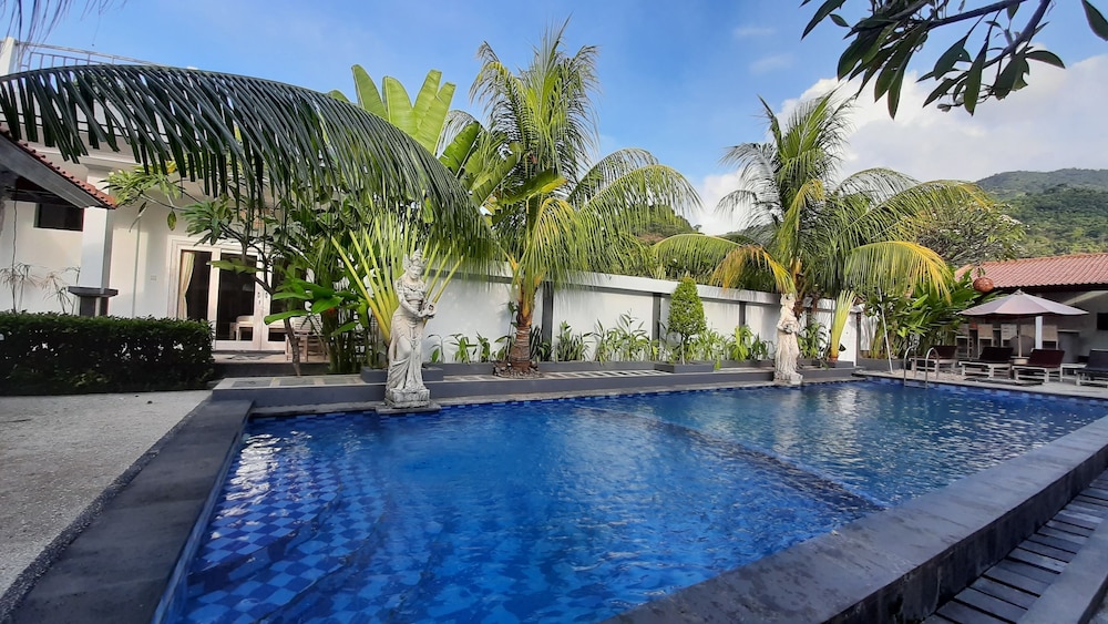 Sahera Hotel