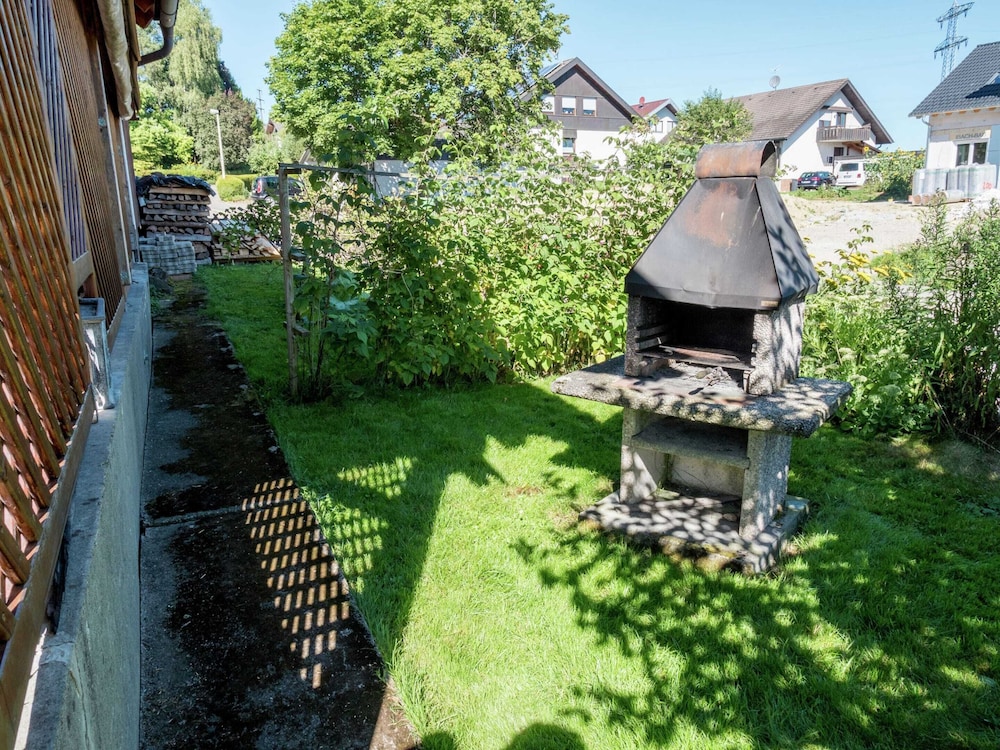 Cozy Apartment in Schwenningen With Garden