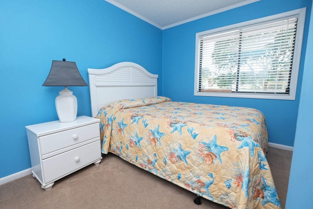 Pelican Landing 125 3 Bedroom Condo