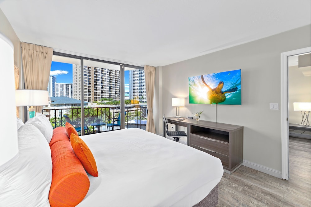 Aqua Palms Condo with City View