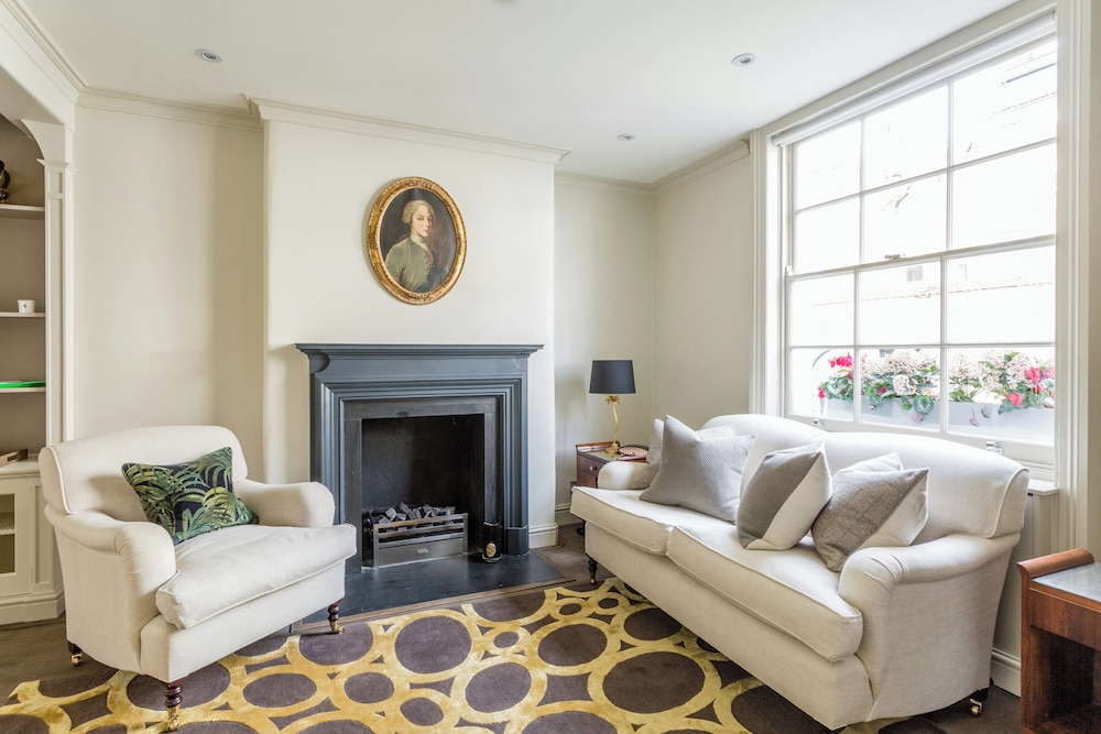 Kinnerton Street by Onefinestay