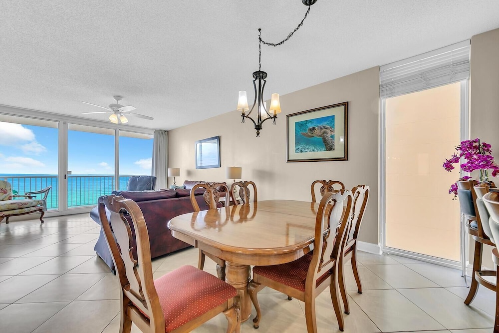 Majestic Beach Towers 2-801