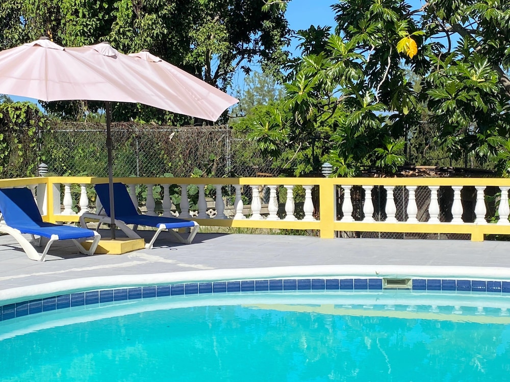 Ironshore Sugarmill Villa W Private Pool 6 Bedroom Villa