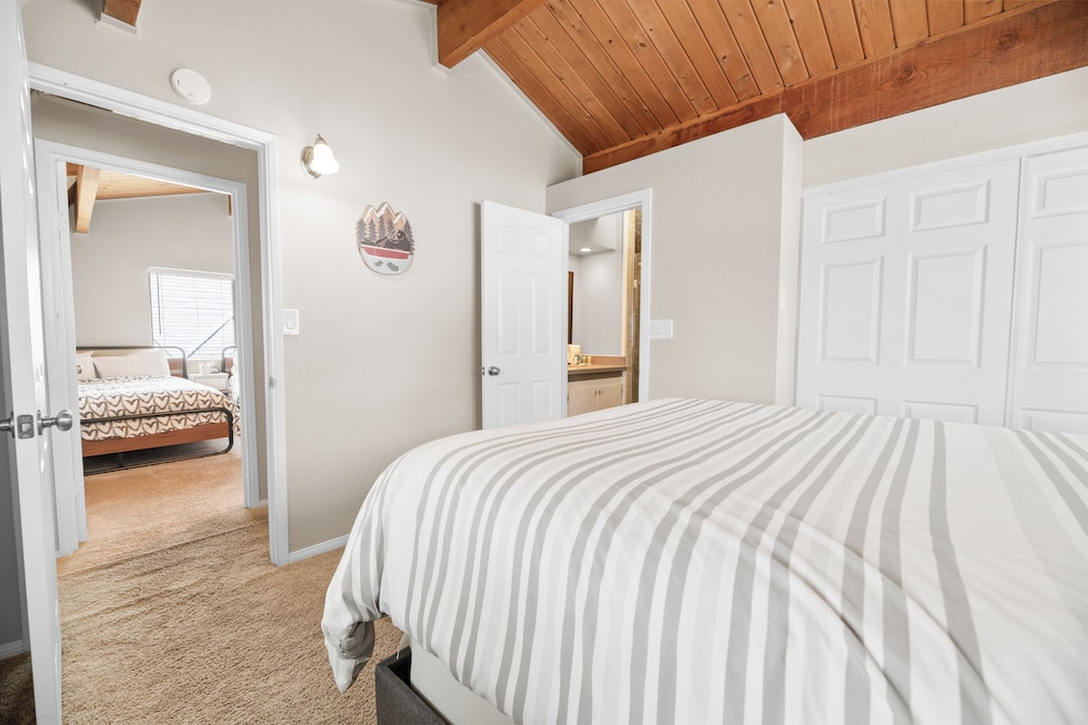 PureSky Cabin