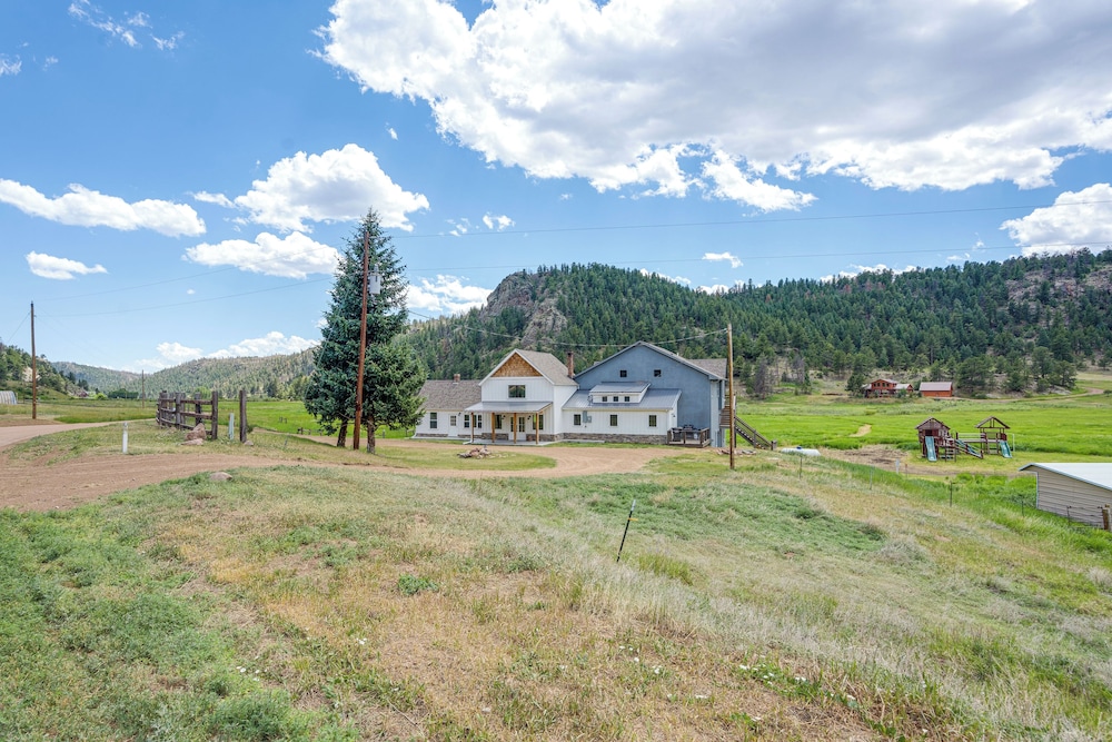 Creekside Florrisant Hideaway - Great for Anglers!