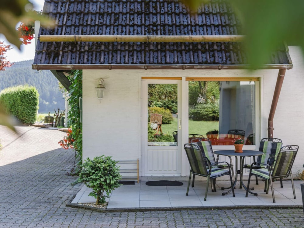 on the Sunny Slope Modern Retreat