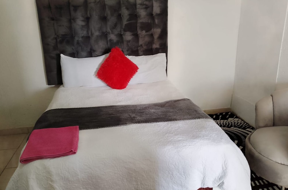 0688429688 Guesthouse in Mafikeng