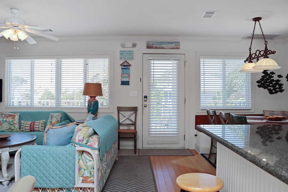 Palmetto Breeze