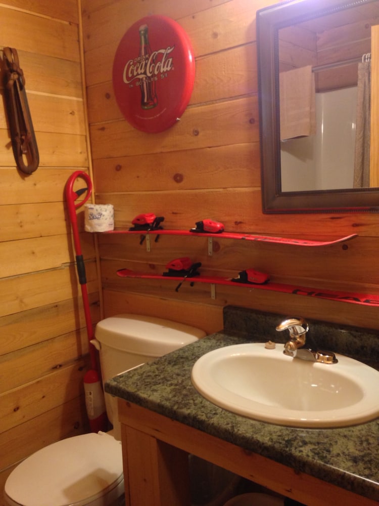 Glacier View RV Park and Cabins