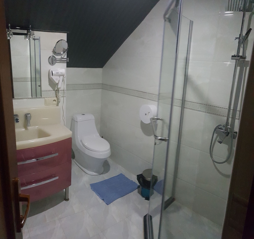 Amadeus Hotel