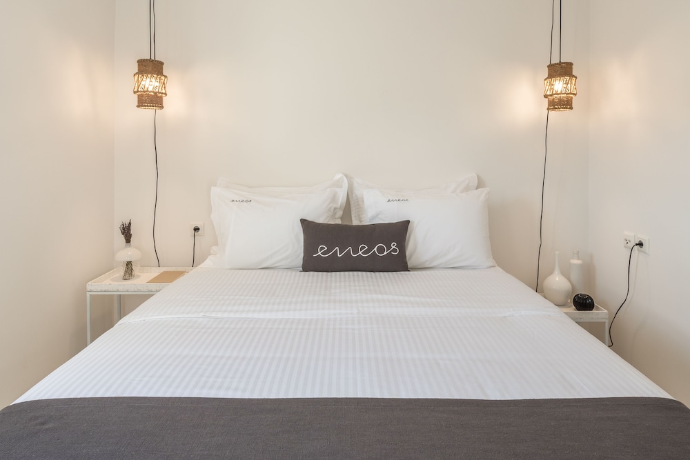 Eneos Kythnos Beach Villas