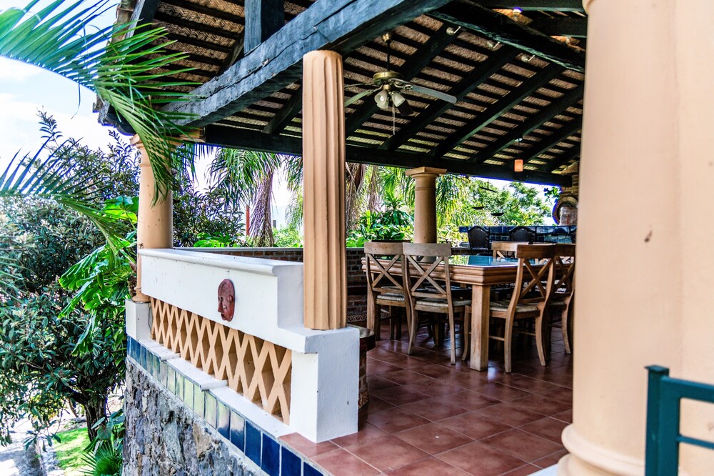 ANANA Rancho San Rafael 3 Bedrooms Hill