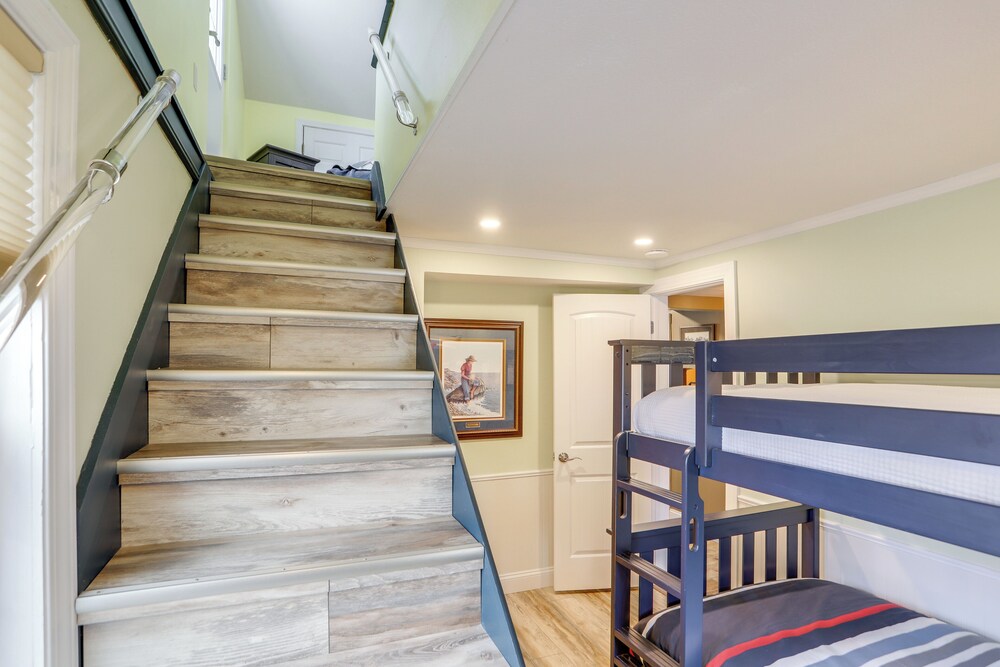 1 Block to Beach: Home w/ Hot Tub in Port Clinton!