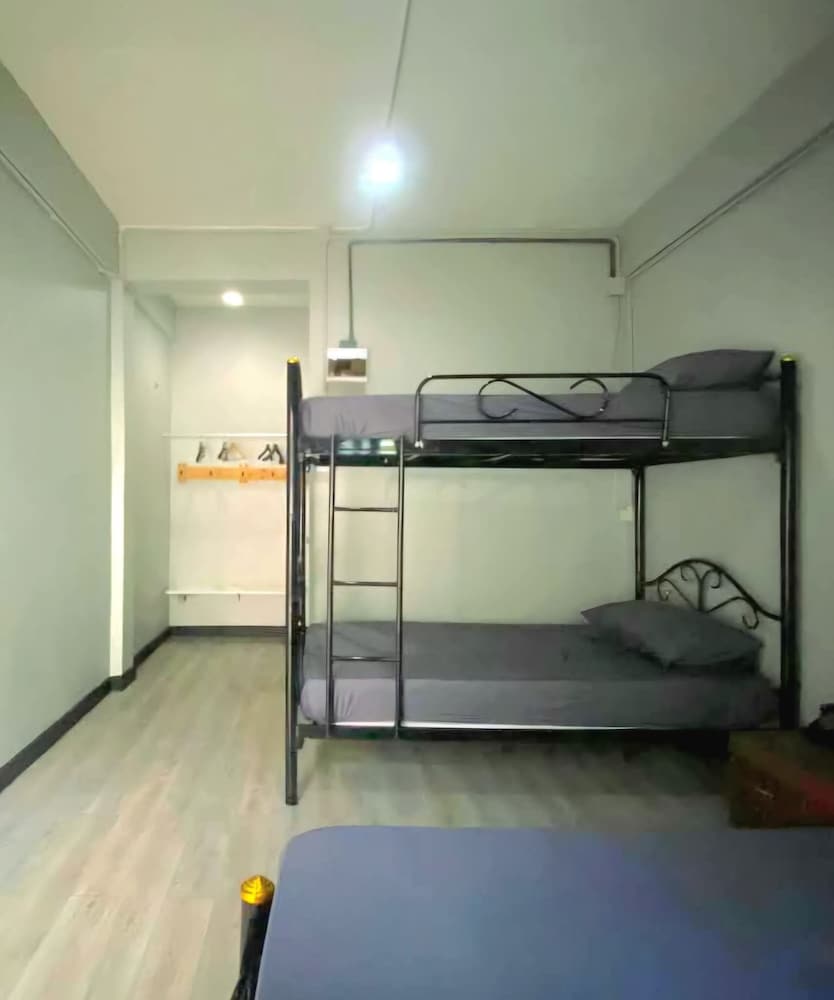 89 Bed & Studio hostel