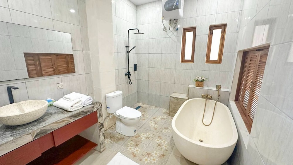 3-bedroom Private pool villa City Sanur