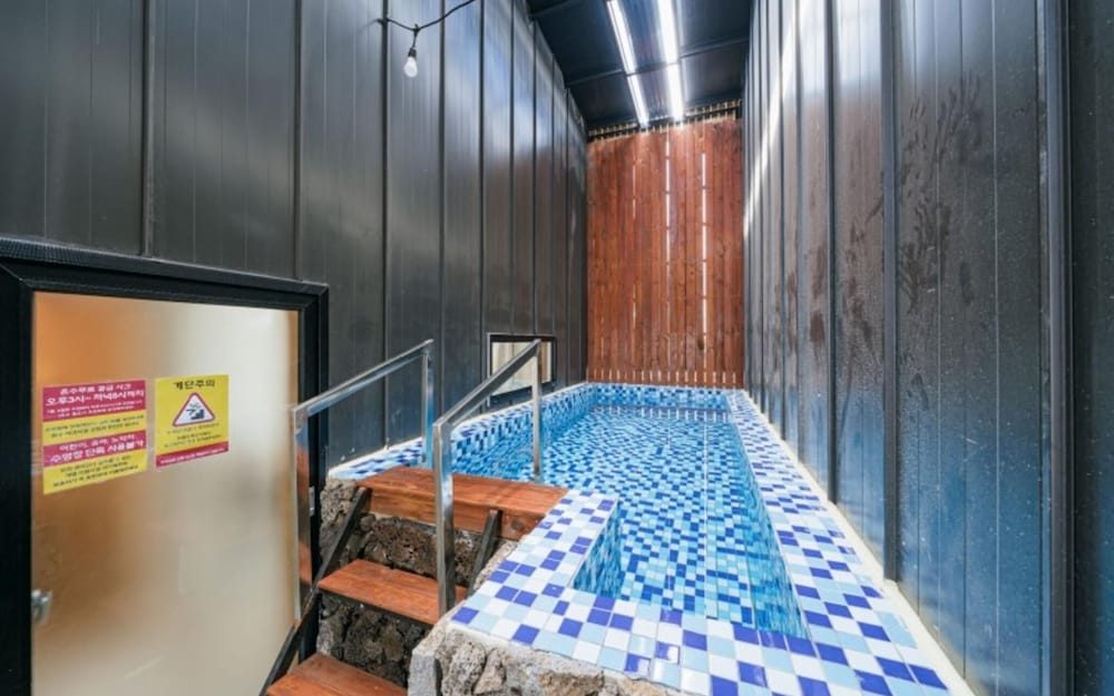 Seogwipo Jeju Beluga Pool Villa view 3