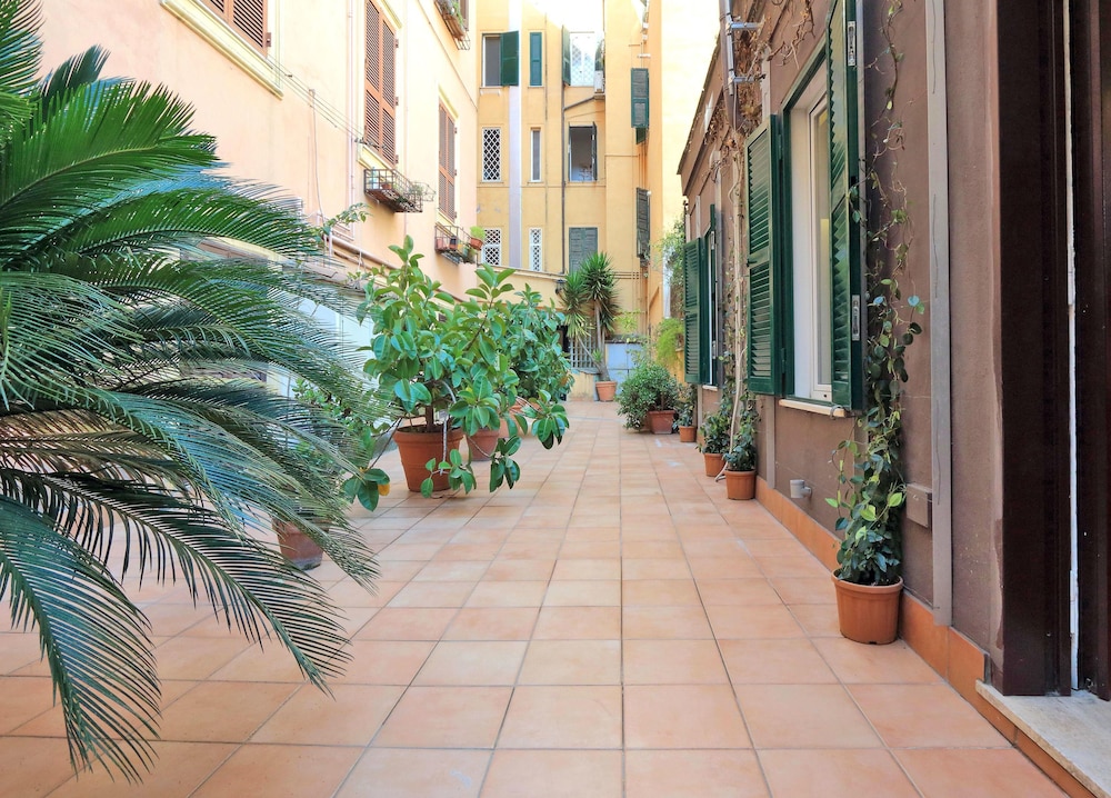 Il Cortile al Vaticano Studio