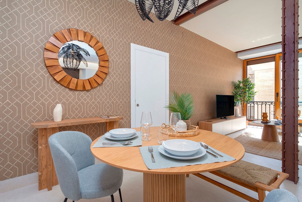 Exclusive Apartment in the Heart of Seville Tom s de Ibarra III