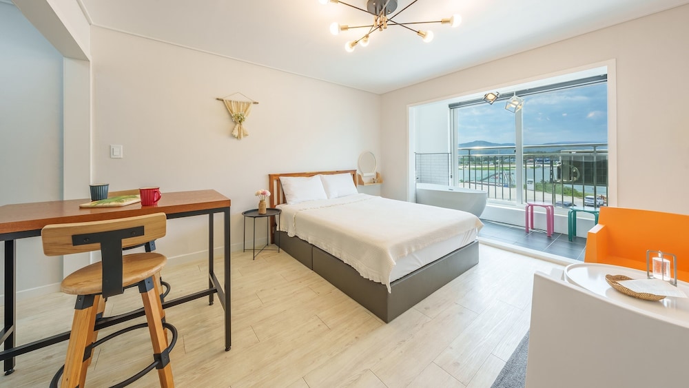 Samcheok Kong & Bee Ocean View Spa Pensi
