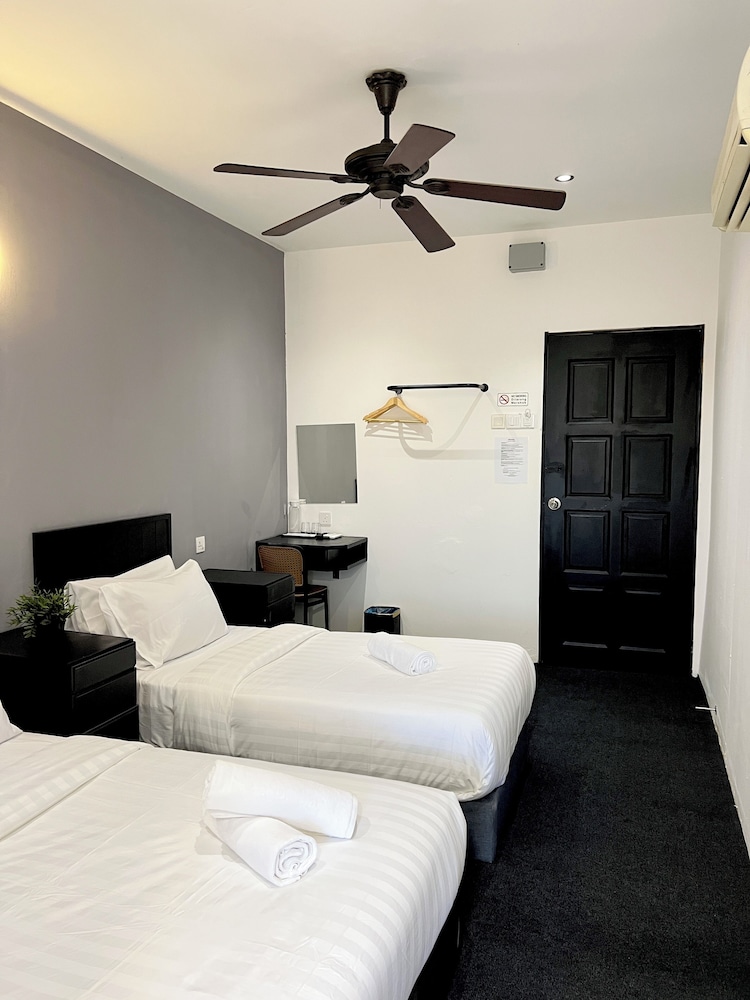 Quee Hotel