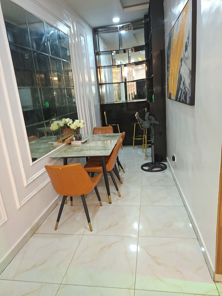 FLAT B2 christue apartment estate