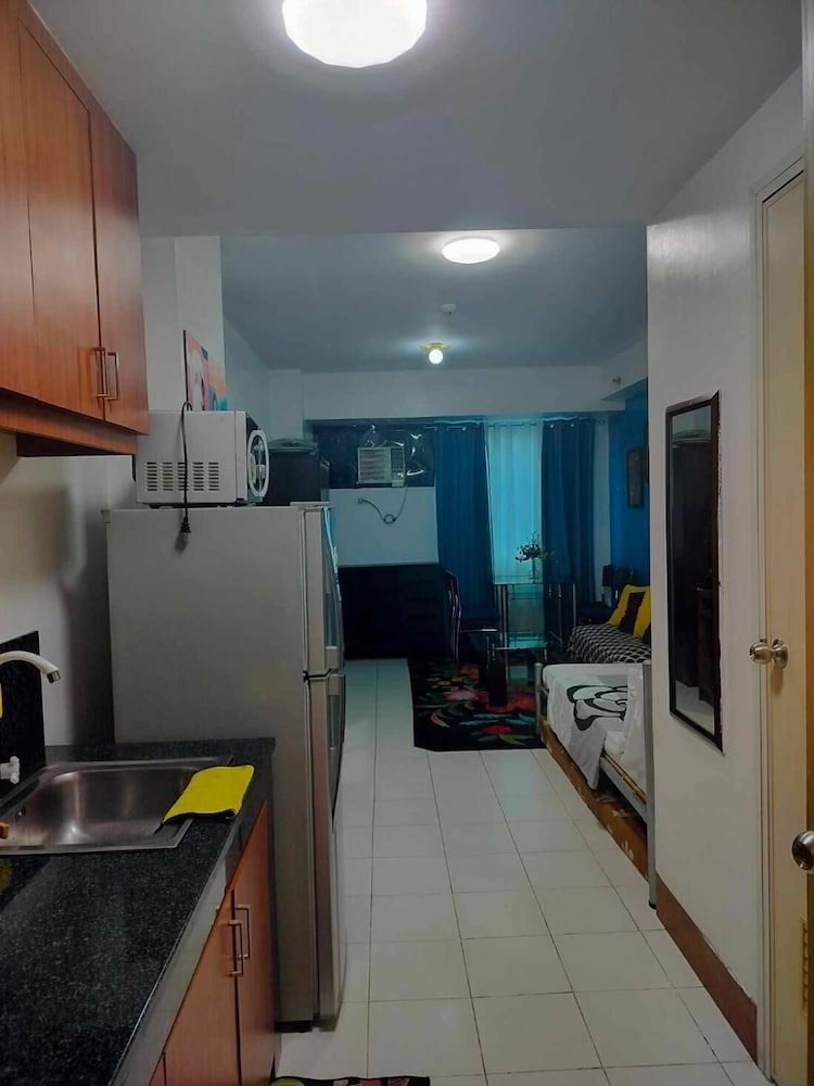 Modern Condo in Quezon City With Private Pool and City Views
