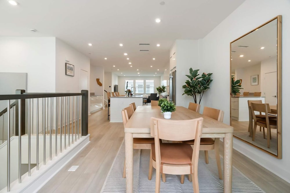Newly Constructed 4 Bedroom