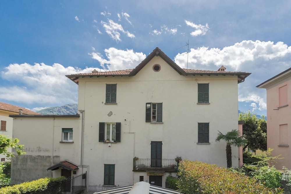 Tina's Window on Lake Como by Rent all Como