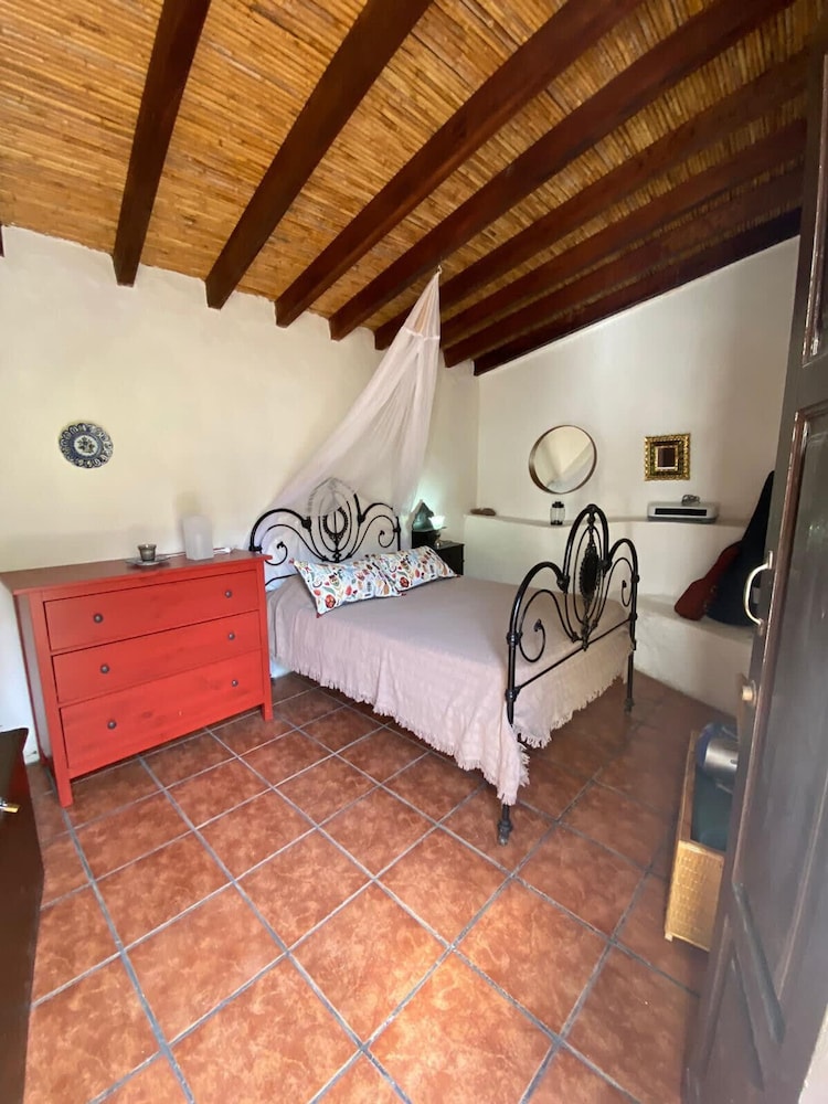 4BR Heaven Close to Nature and Ocean in Quiet Setting