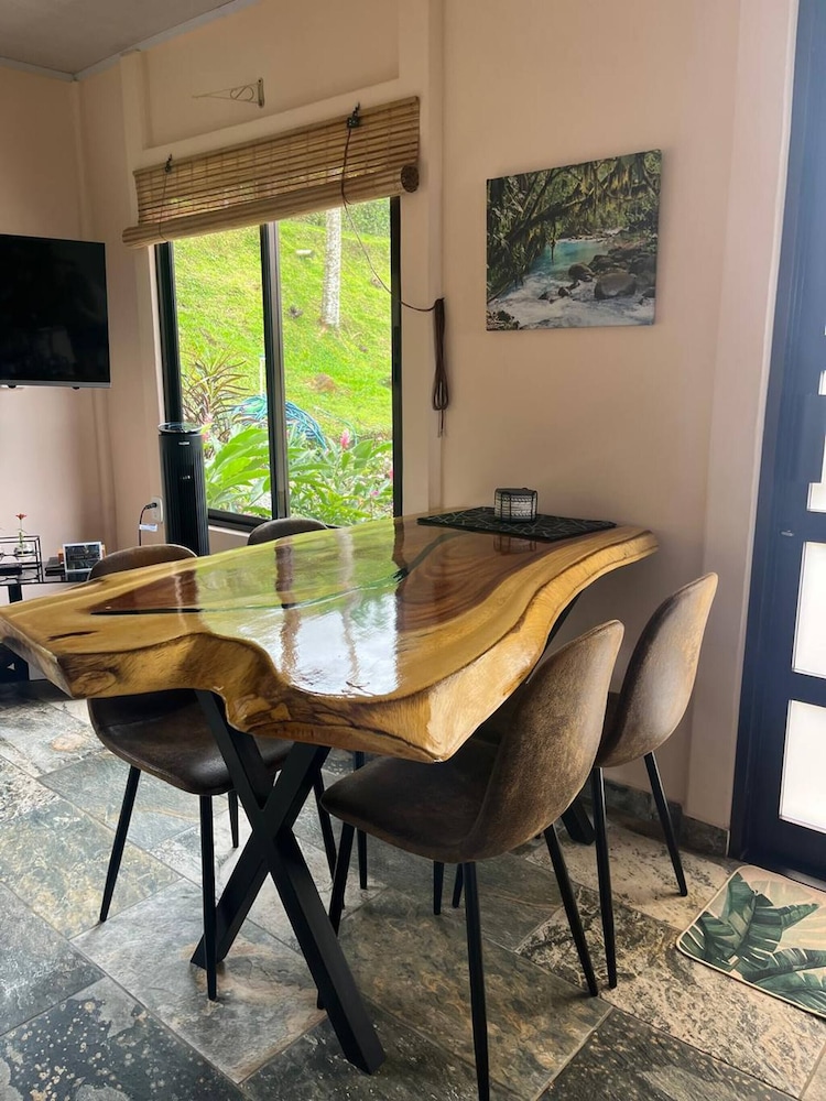 Family Home - Pura Vidaville