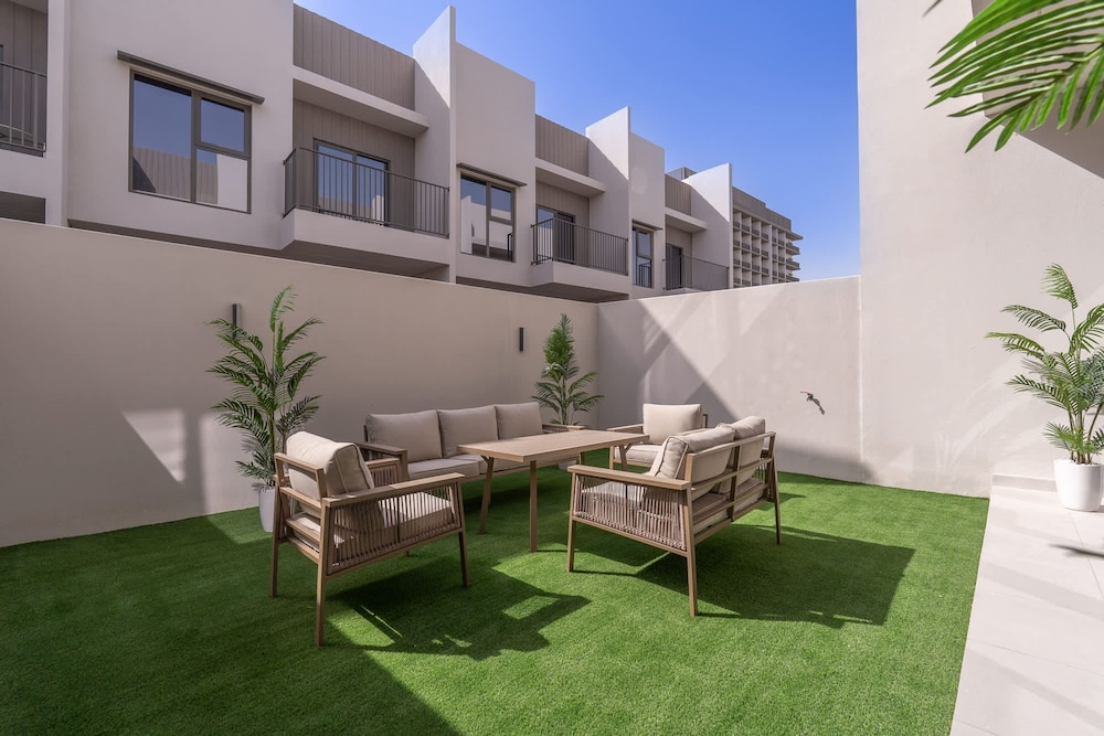 Classy 4-bedroom Villa With Spacious Balcony in Nad Al Sheba