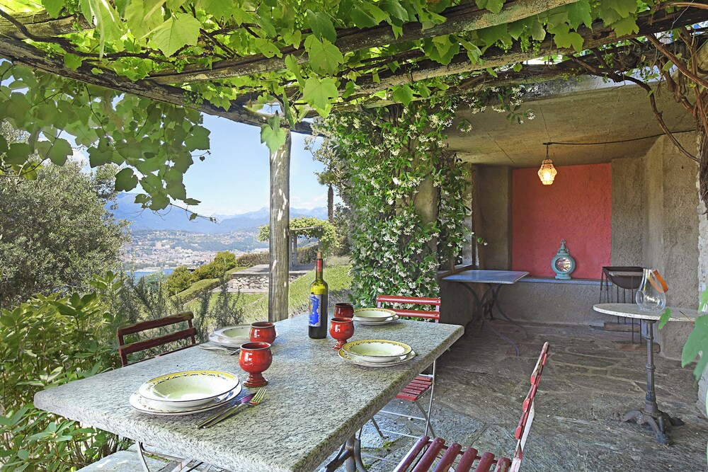 Romantic Pergola