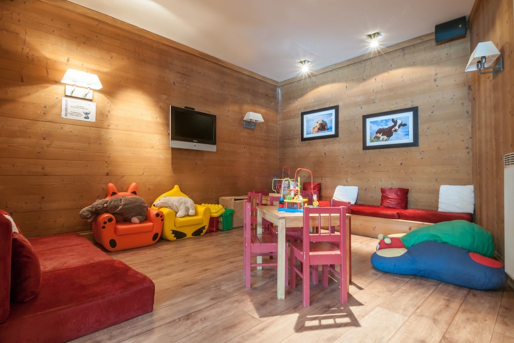 Les Allues Vacations - Pierre  Vacances Residence premium Les Crets - Property Image 11