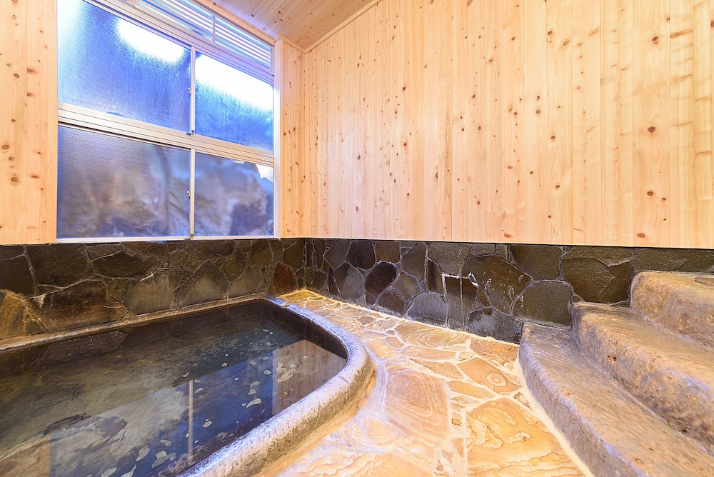 Yufuin Ryokan Okaeri
