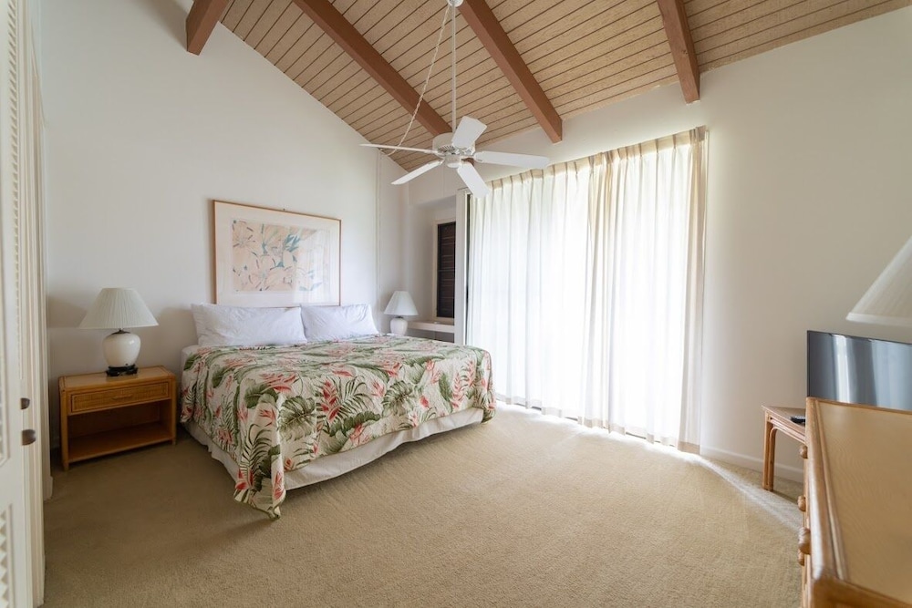 Turtle Bay Anthurium**ta-155327078401 2 Bedroom Condo by RedAwning