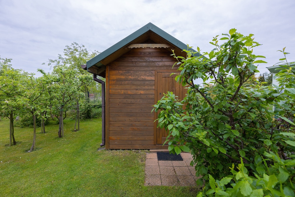 Holiday House With Garden by Renters view 3