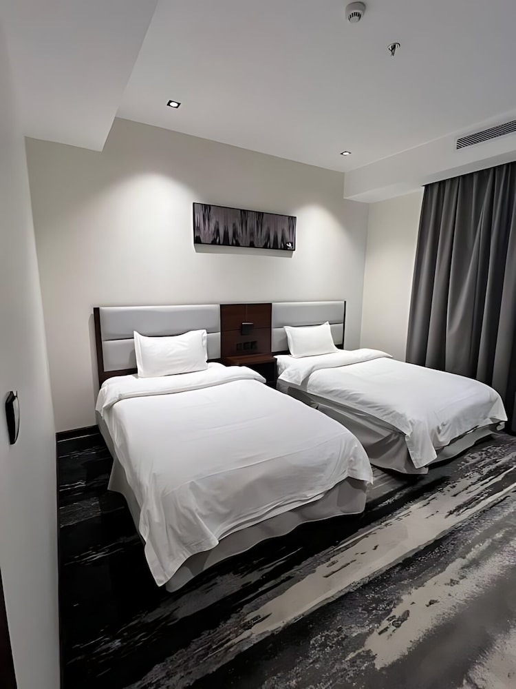 Kayan Serviced Apartments
