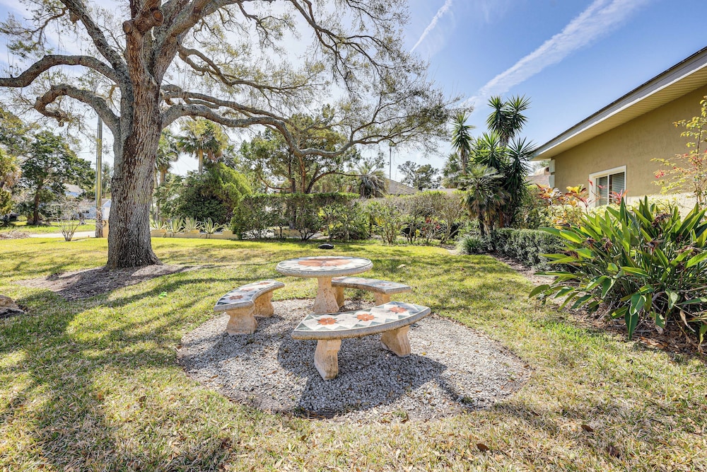 Buena Vista St Augustine: Villa w/ Pool & Dock